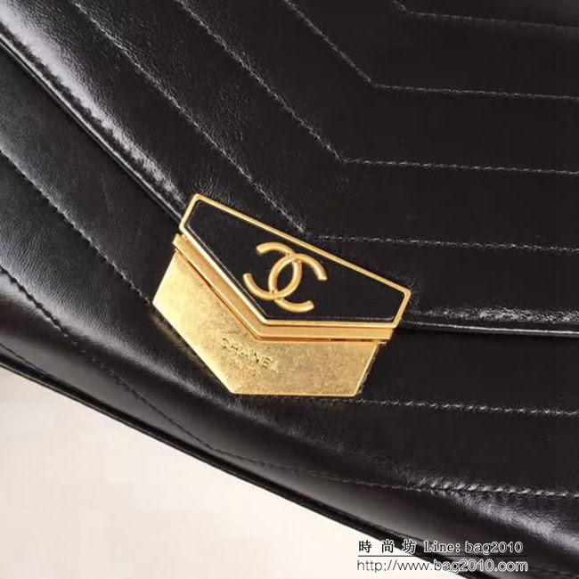 香奈兒CHANEL新品Chanel2018最新火爆款 復古設計小牛皮單肩斜跨包 DSC1108